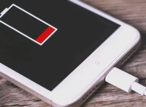 ТОП-5 помилок при заряджанні смартфона